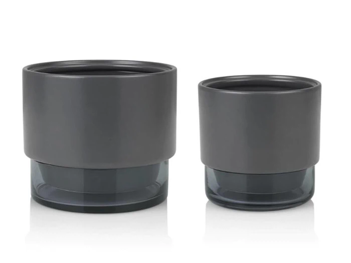 2 stk. Gro potteskjuler i gun metal Medium & Small fra Lucie Kaas - Lene