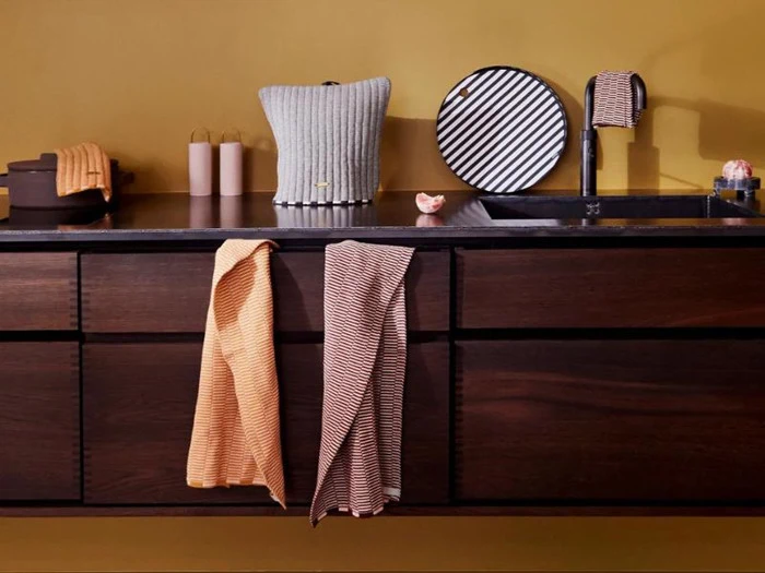 4 stk. Stringa Mini håndklæde i coral fra OYOY - H58 x W38 cm