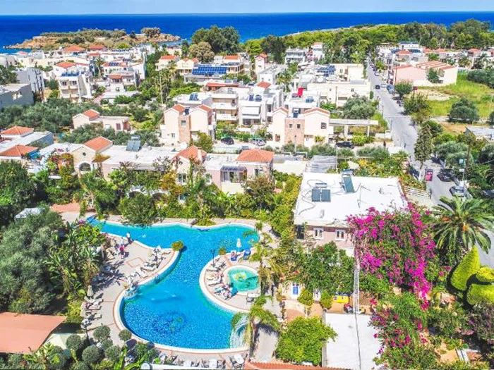 Fantastisk ferie for 2 på Dionyssos på Kreta med Bravo Tours