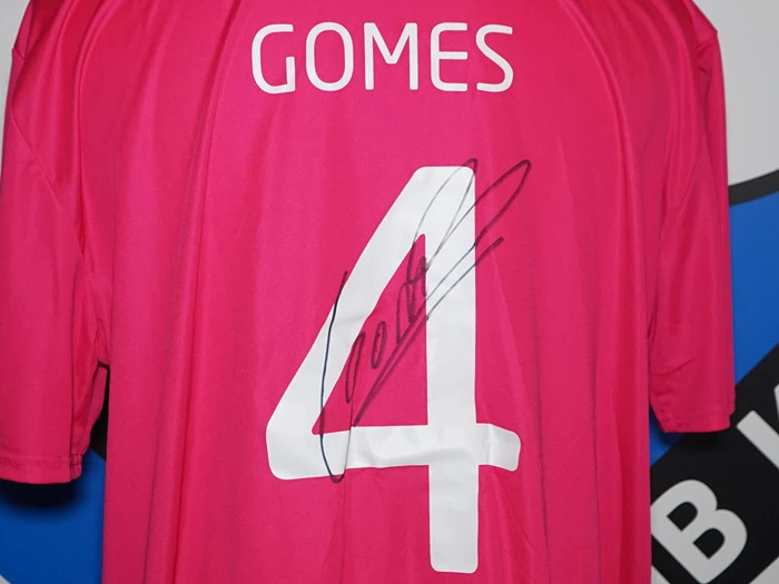 Match worn Kræftens Bekæmpelse-trøje, #4 Eddi Gomes