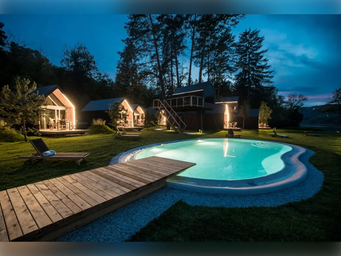 Miniferie i Chocolate Village Slovenia - Unikke oplevelser og flodudsigt på Luksus resort