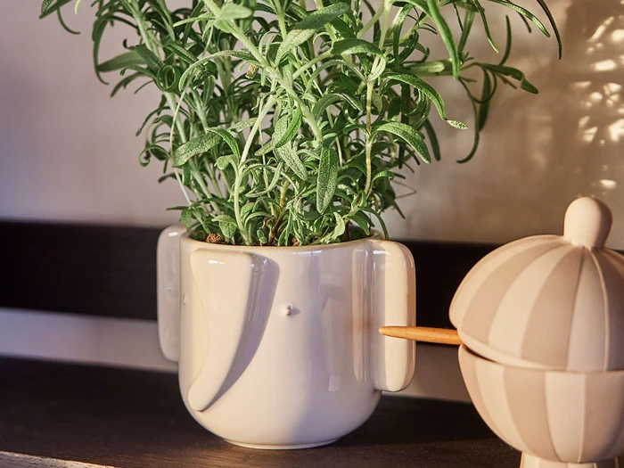 OYOY, Mini, Elefant, Urtepotte, Råhvid, 100% Stentøj, L:9.,5 x B:9 x H:9 cm