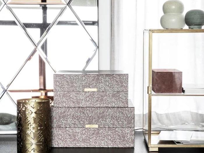 2 stk. Floral opbevaringskasser I grå fra House Doctor