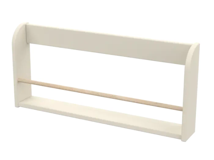 Væghængt hylde i hvidt træ med en enkelt vandret dyvelstang og åben front.