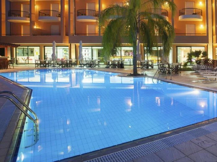 1 uges ferie til Kalamata, Grækenland, med morgenmad, med Bravo Tours (Afrejse 31/8 fra Billund)