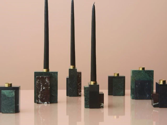 2 stk. FRUSTUM lysestager i marmor fra AYTM