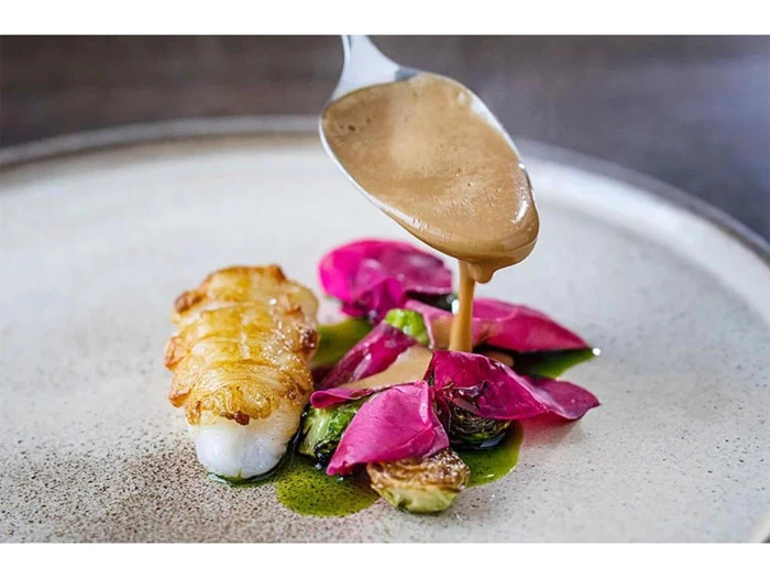 6-retters Gourmet ophold på Fru Larsen Hotel & Restaurant 