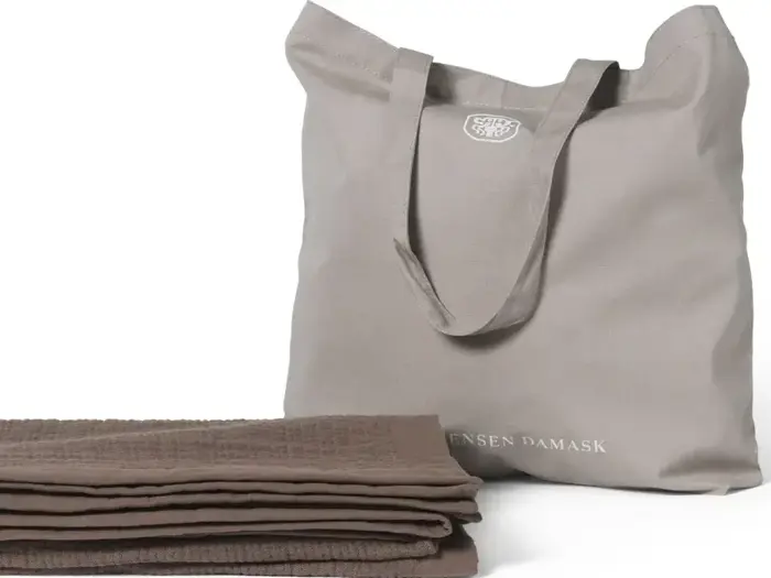 Georg Jensen Damask Quilt Tæppe 130x180 cm, walnut