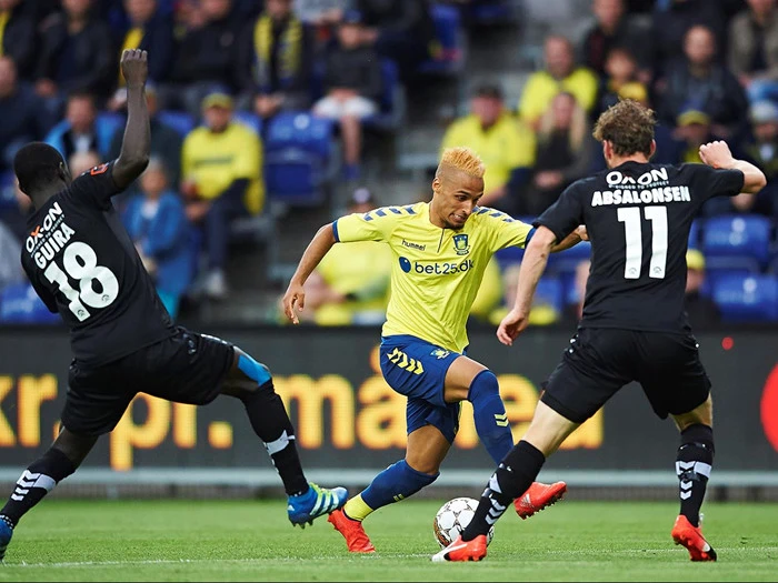 Johan Absalonsen's match worn-trøje fra SønderjyskE's 2016-17-sæson