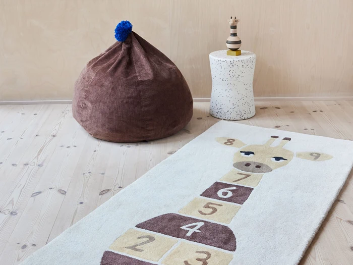 OYOY, Mini, Giraf, Hopscotch, Tæppe, Råhvid, Gul, Brun, 80% Uld, 20% Bomuld, L:180 x B:75 x H:2 cm