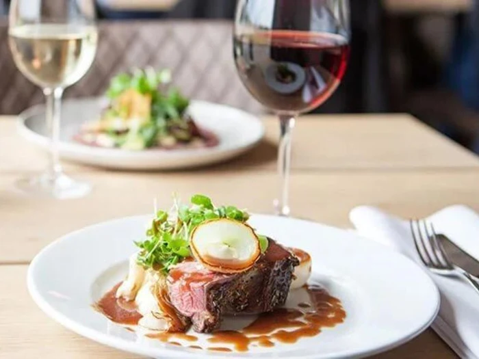 Miniferie med historie og idyl ved Gram Slot 