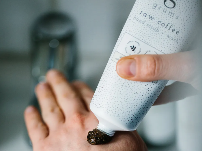 The Kind, håndsæbe, håndlotion & Raw Coffee Hand Scrub + Wash fra Grums