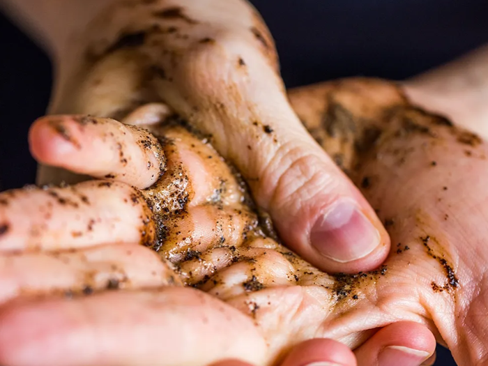 The Kind, håndsæbe, håndlotion & Raw Coffee Hand Scrub + Wash fra Grums