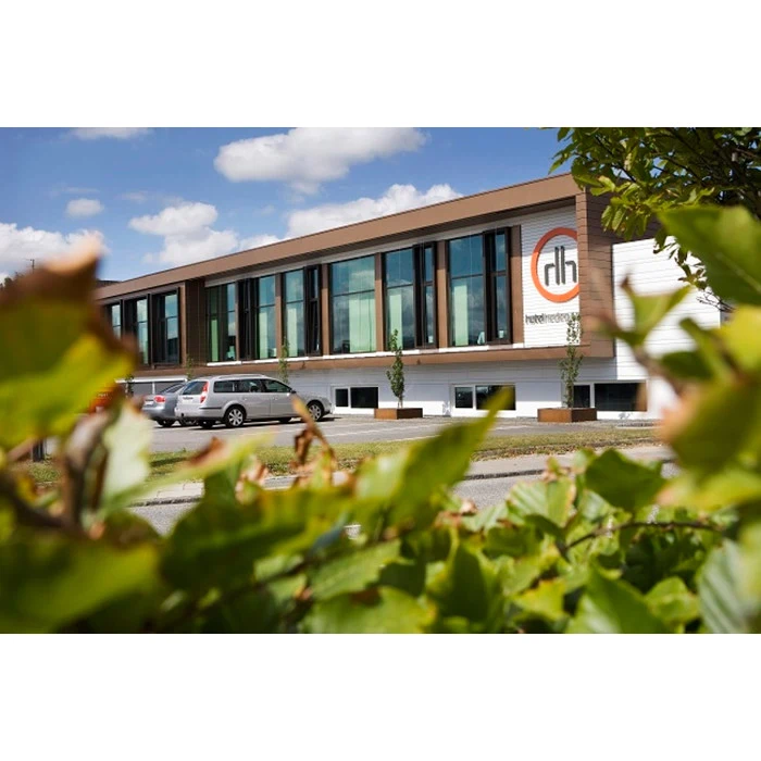 Populær 12 retters tapas menu og ophold for 2 på Hotel Hedegaarden i Vejle