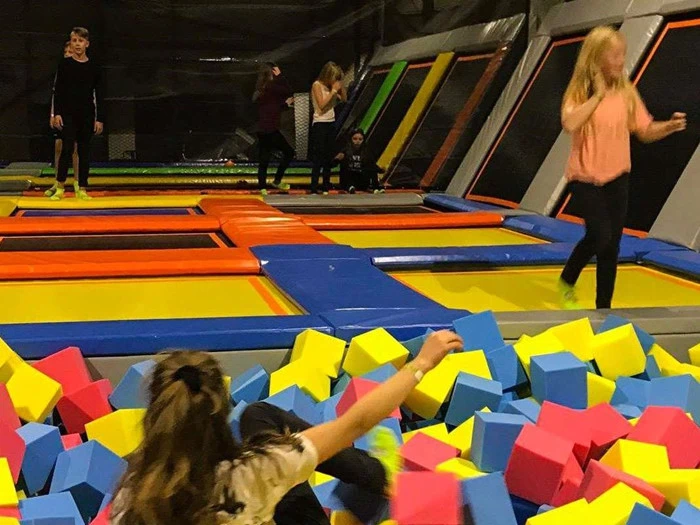 10-turs kort til Trambolinpark & Legeland Viborg