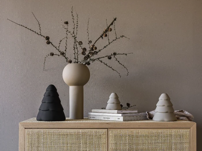 Cooee Design, Snowy, Skulptur, Black, Keramik, H:20 x Dia:18 cm
