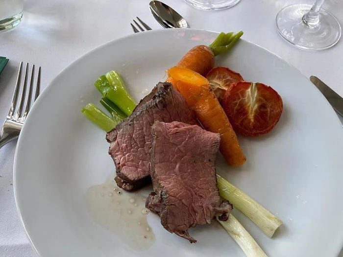 Gastronomiophold på Kongenshus Kro - 3 gastronomiske retter & vinmenu 