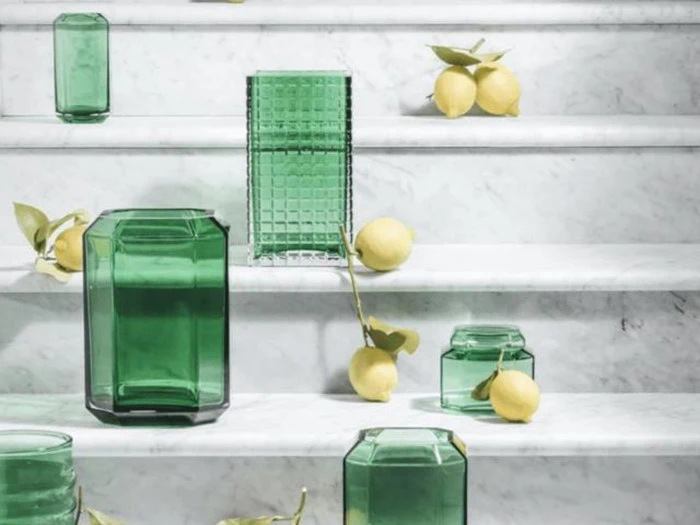 Hurricane vase i grøn fra LOUISE ROE - H: 24 cm