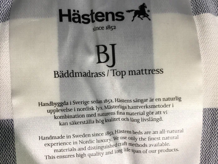 Hästens Auroria kontinental seng (udstillingsmodel) fra Brdr. Sørensen Møbler