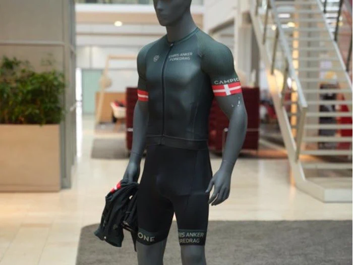 STØT KNÆK CANCER – KØB CHRIS ANKERS CYKELTØJ!