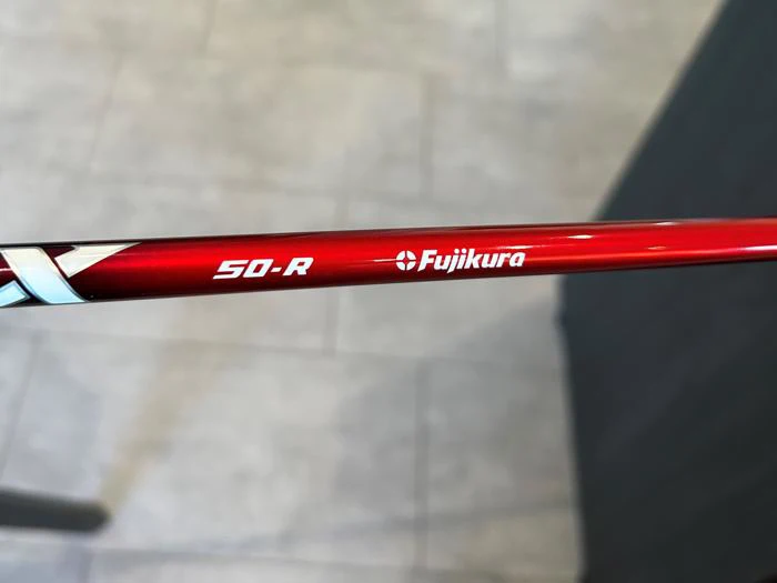 Fairway kølle: Taylor Made Stealth 3 wood – Regular skaft, standard grip. (demo model)