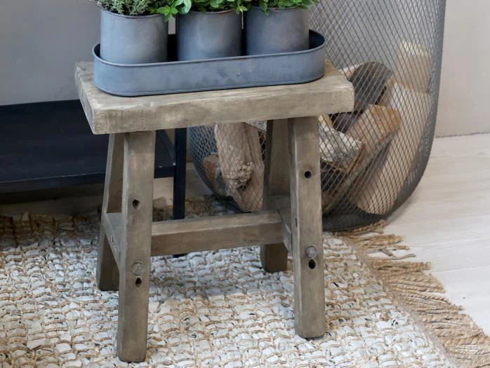 Chic Antique, Taburet, Natur, Fyrretræ, H:41 x L:40 x B:27 cm