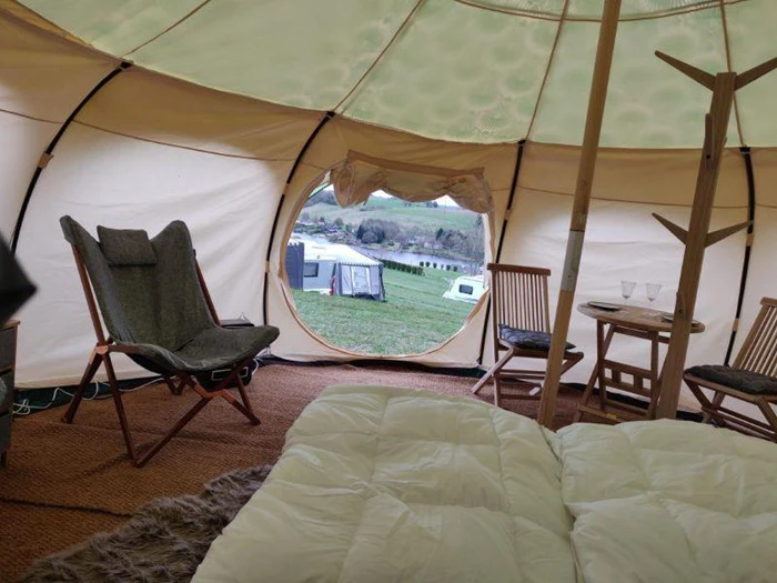 Miniferie i luksus glamping telt hos Terrassen Camping ved Silkeborgsøerne