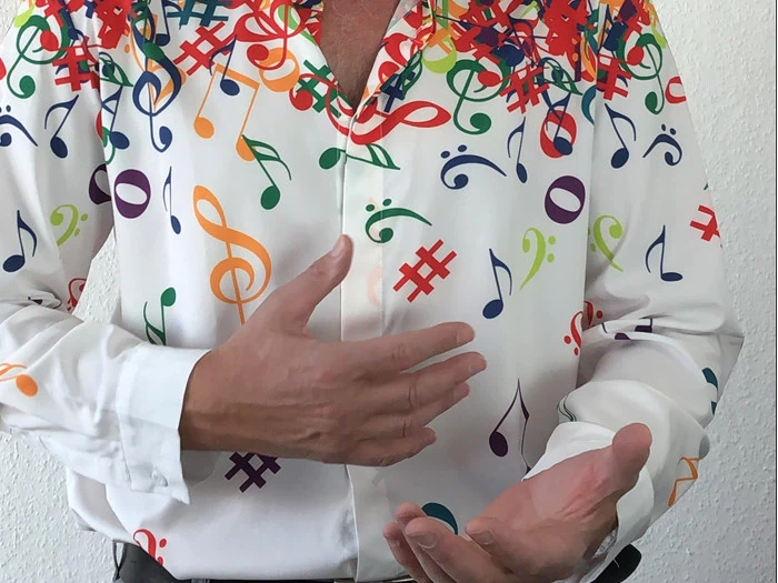 Latterevent til fest m.v.