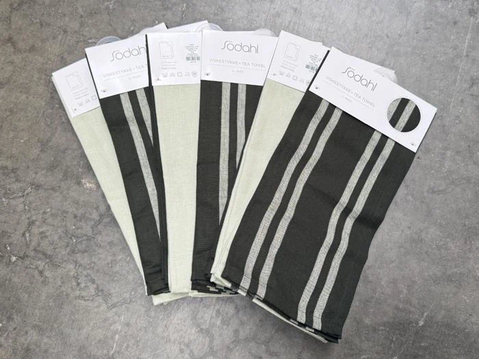 12 stk. Soft viskestykker i skovgrøn bomuld fra Södahl