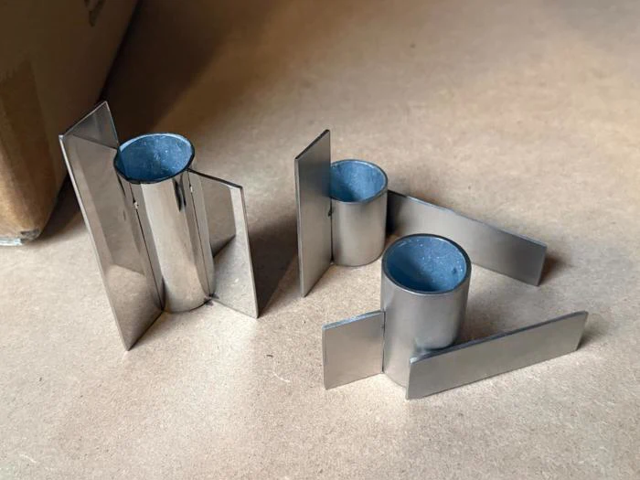3 stk. Icon Lysestage i krom 2. SORT fra Stences
