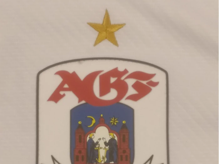 21 – André Riel - Medium