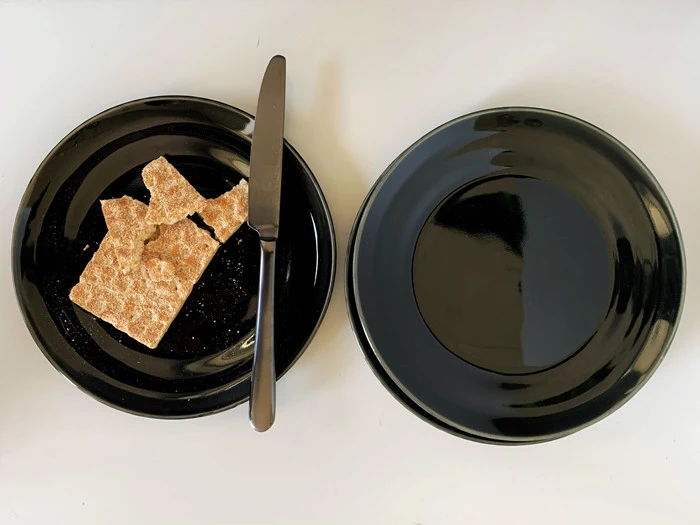 12 stk. Triangle frokosttallerkner fra Nordal - Ø20 cm. 