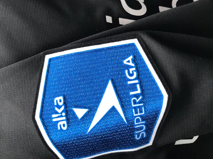 Rønnovs signerede målmandstrøje fra Brøndby IF