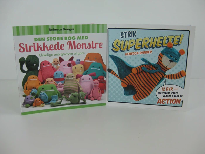 40 Nøgler garn - 50% akryl - 50% bomuld og 2 flotte bøger