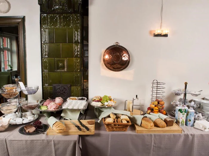 Overnatning for 2 på Gram Slotskro