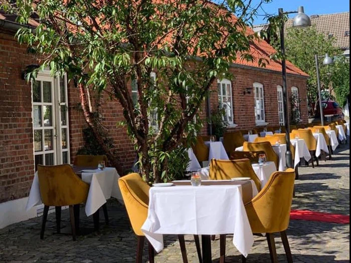 4-retters menu for 4 personer på Restaurant Katastrophe i Herning