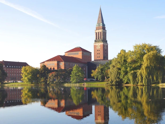 Miniferie for 2 i Kiel tæt på fjord, byliv og maritime oplevelser