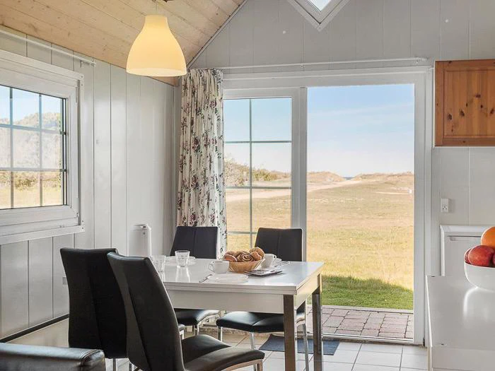 Familie miniferie i Strandhytte - First Camp Resort Klim Strand - Plads til 6 personer