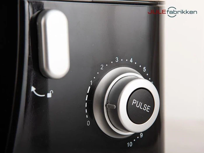 Køkkenmaskine med blender