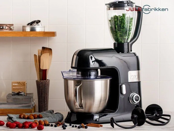 Køkkenmaskine med blender