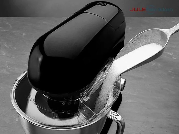 Køkkenmaskine med blender