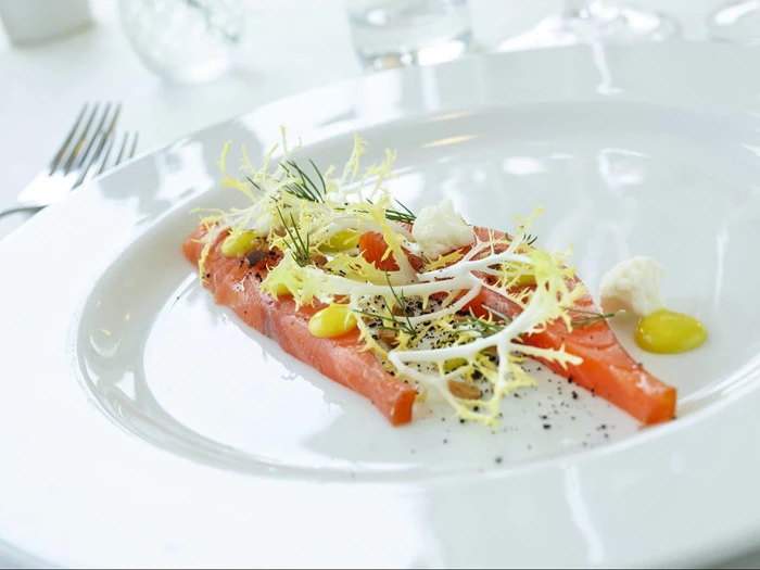 Naturophold i luksus hotelsuite på Søgaarden ved Sunds Sø