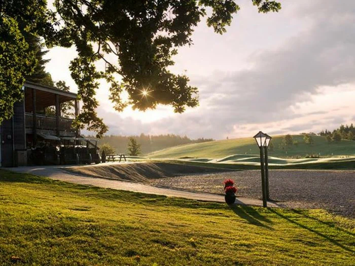 Golfophold med en overnatning til Langesø slot for op til 8 personer i naturskønne omgivelser
