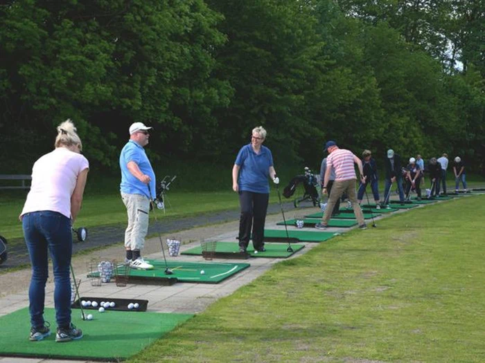 Golfophold med en overnatning til Langesø slot for op til 8 personer i naturskønne omgivelser