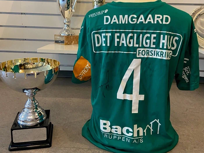 VHK Spillertrøje #4 Laura Damgaard