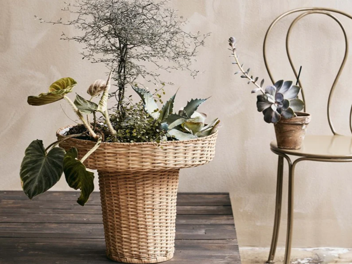 Laurie høj urtepotte i rattan fra Nordal