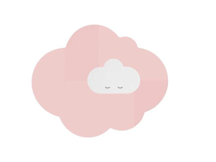 En stor lyserød sky med en mindre hvid sky indeni, med to lukkede øjne med øjenvipper, på en almindelig hvid baggrund.
