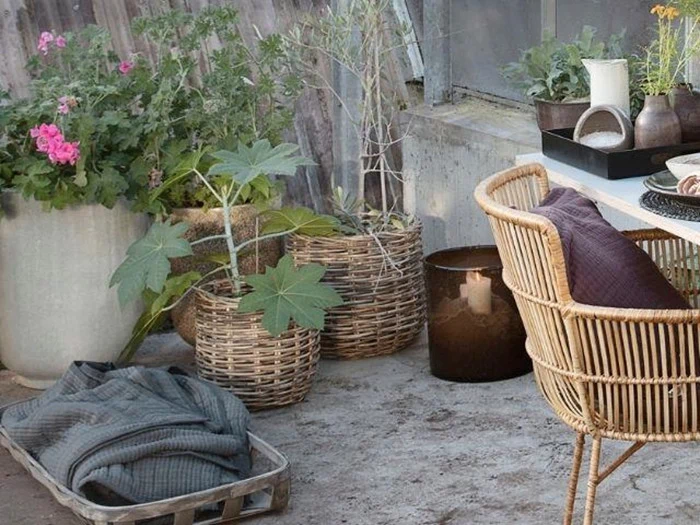 Lia sengetæppe i mørkegrå fra House Doctor - 260x140