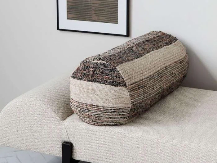 Linn pudebetræk i brun fra House Doctor - L: 75 cm