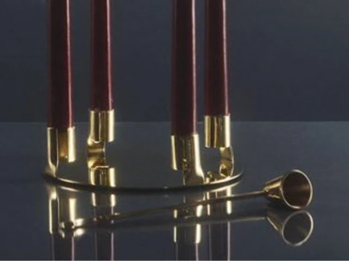 MANU Lyseslukker i messing fra AYTM 